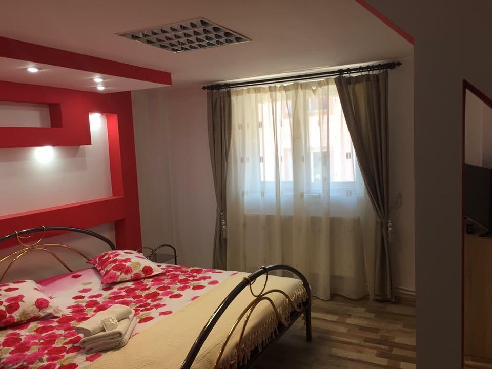 Pensiunea Anina Bagian luar foto